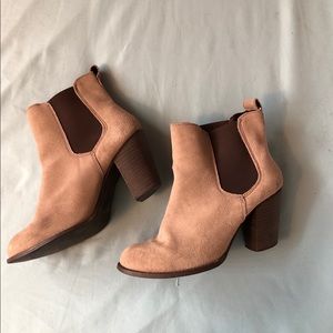 Steve Madden Suede Booties